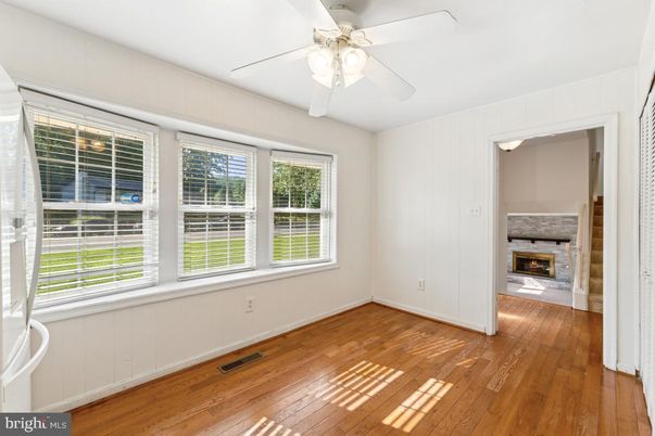 Empty room, Fireplace, Interior, Wood Texture Flooring