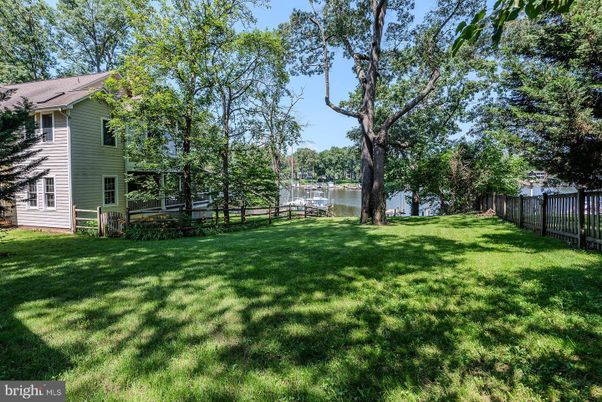 Backyard, Exterior, Water
