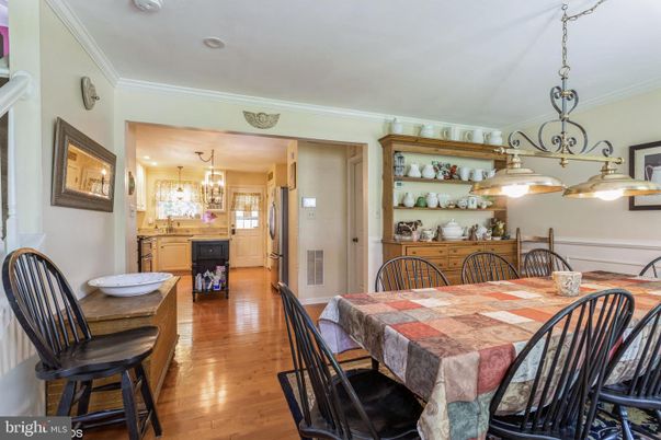 Chandelier, Dining room, Interior, Pendant Lights, Recessed Lighting, Wood Texture Flooring