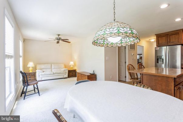 Bedroom, Dining room, Interior, Kitchen, Pendant Lights, Recessed Lighting, Stainless Steel Appliances