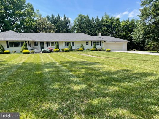 Attached, Backyard, Exterior, Facade, Ranch