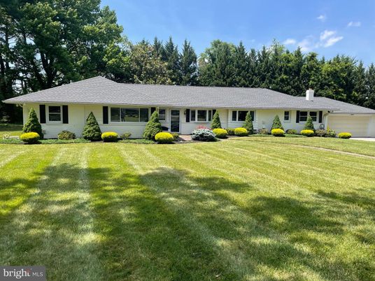 Attached, Backyard, Exterior, Facade, Ranch