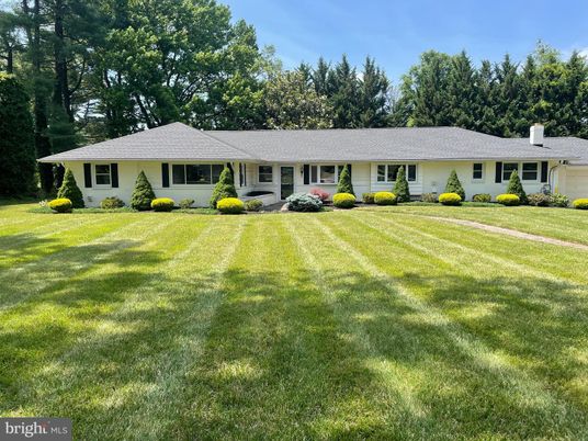 Attached, Backyard, Exterior, Facade, Ranch