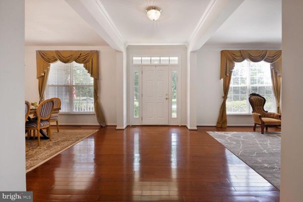 Dining room, Interior, Wood Texture Flooring