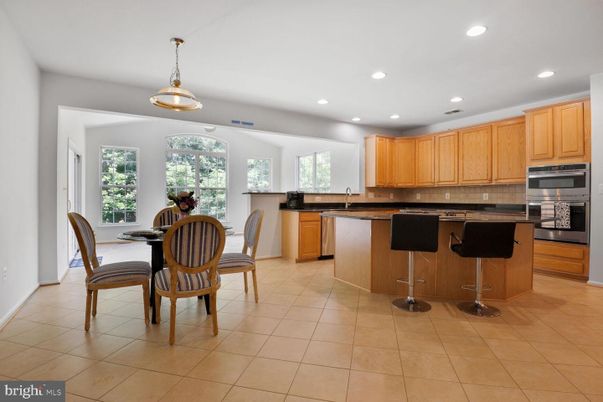 Dining room, Interior, Kitchen, Pendant Lights, Recessed Lighting
