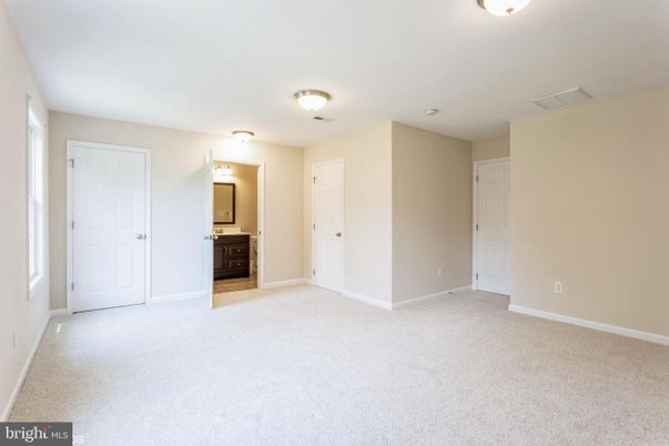 Bathroom, Empty room, Interior