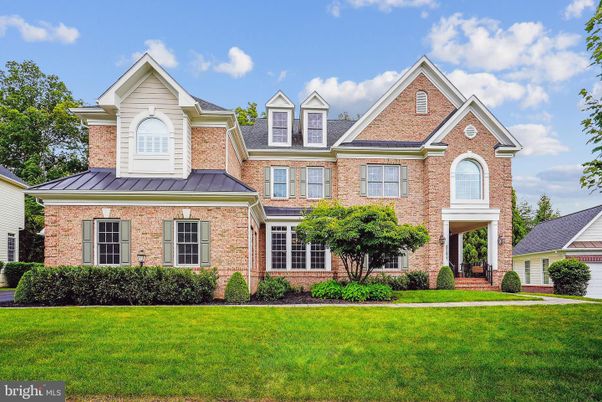 Exterior, Facade, Brick Facade, Brick Traditional