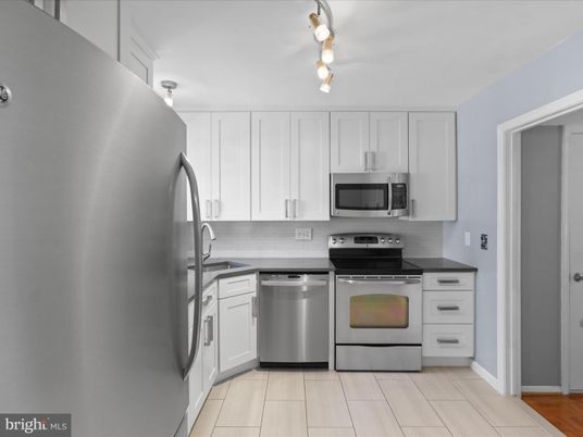 Interior, Kitchen, Stainless Steel Appliances