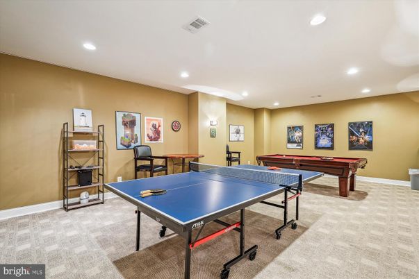 Billiard Table, Game Room, Interior, Recessed Lighting