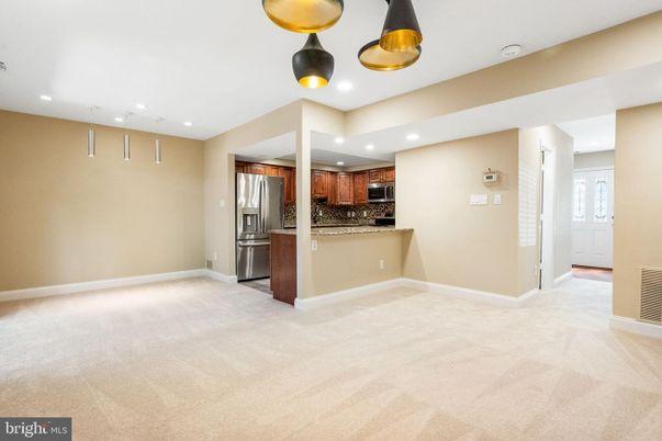 Empty room, Interior, Kitchen, Pendant Lights, Recessed Lighting, Stainless Steel Appliances