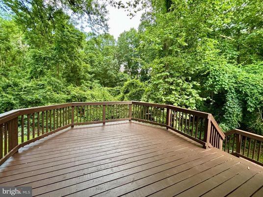 Exterior, Wood Texture Flooring