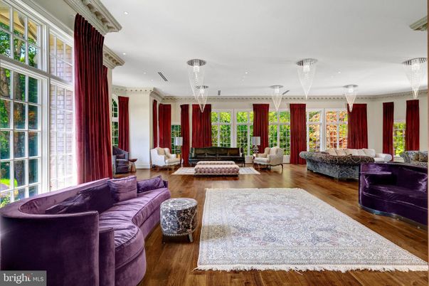 Chandelier, Interior, Living room, Recessed Lighting, Wood Texture Flooring