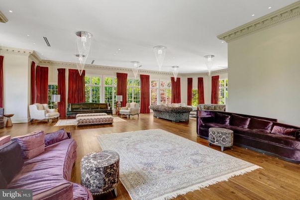 Chandelier, Interior, Living room, Recessed Lighting, Wood Texture Flooring