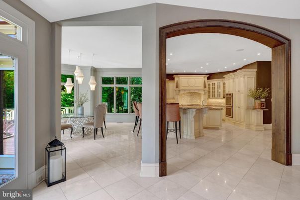 Dining room, Interior, Kitchen, Pendant Lights, Recessed Lighting
