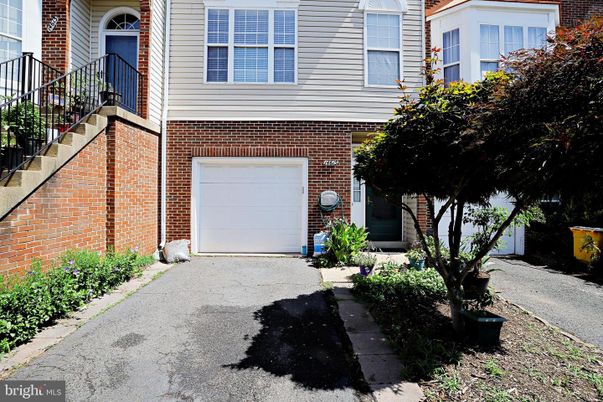 Attached, Exterior, Facade, Brick Facade, Rowhouse