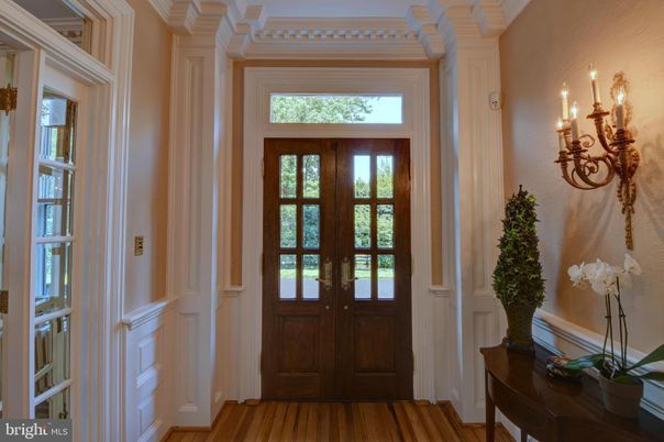 Chandelier, Interior, Wood Texture Flooring