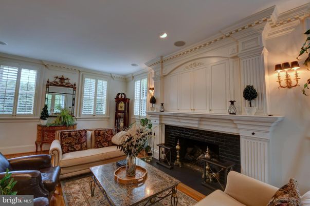 Fireplace, Interior, Living room, Recessed Lighting