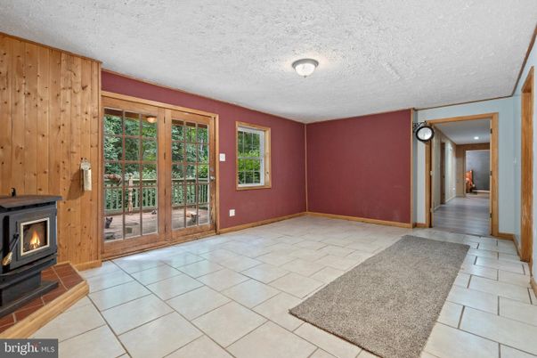 Empty room, Fireplace, Interior, Wooden Walls