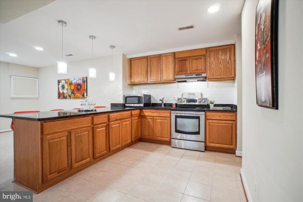Interior, Kitchen, Pendant Lights, Recessed Lighting