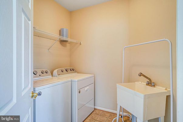 Interior, Washer