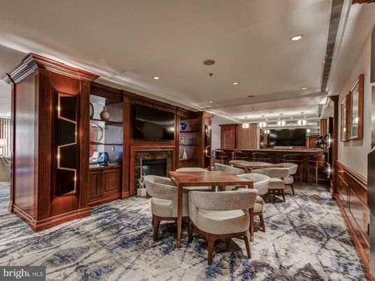 Dining room, Fireplace, Interior, Pendant Lights, Recessed Lighting