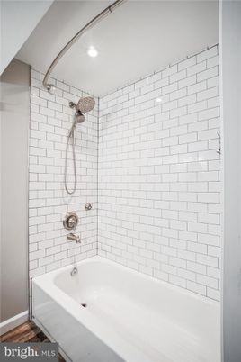 Bathroom, Interior, Recessed Lighting, Wood Texture Flooring