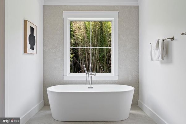 Bathroom, Free Standing Baths, Interior