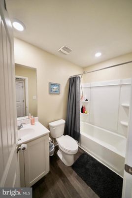 Bathroom, Interior, Recessed Lighting, Wood Texture Flooring