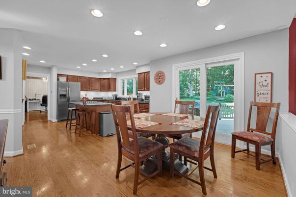 Dining room, Interior, Kitchen, Recessed Lighting, Wood Texture Flooring