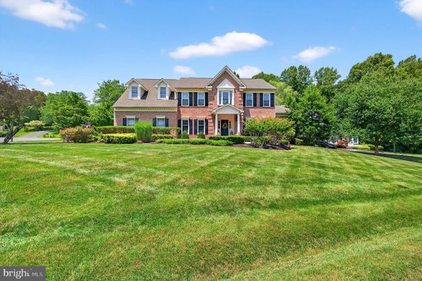 Backyard, Exterior, Facade, Brick Facade, Georgian