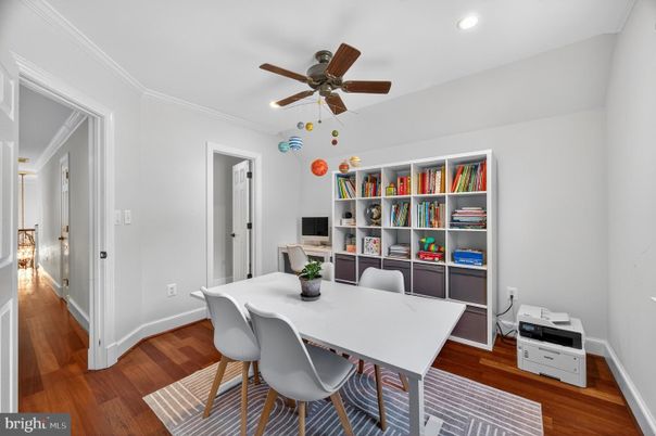Home Office, Interior, Recessed Lighting, Wood Texture Flooring