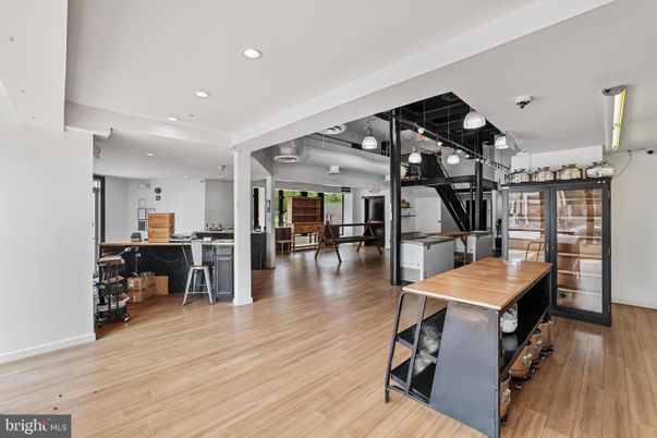 Dining room, Interior, Kitchen, Recessed Lighting, Wood Texture Flooring