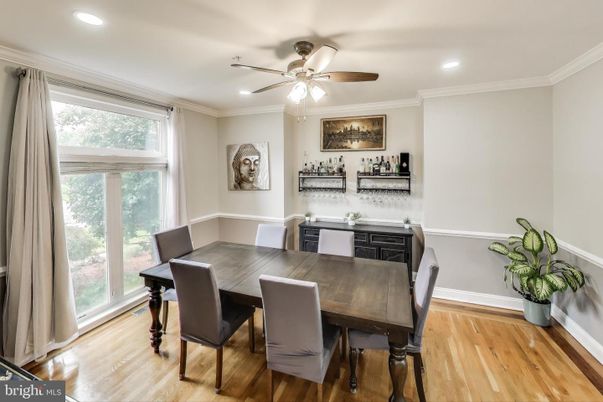 Dining room, Interior, Recessed Lighting, Wood Texture Flooring