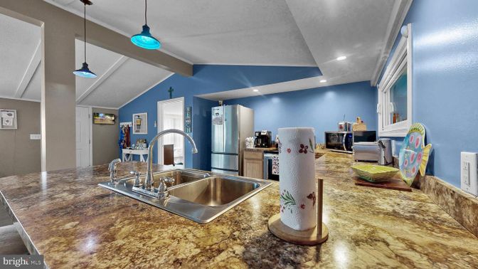 Interior, Kitchen, Pendant Lights, Recessed Lighting