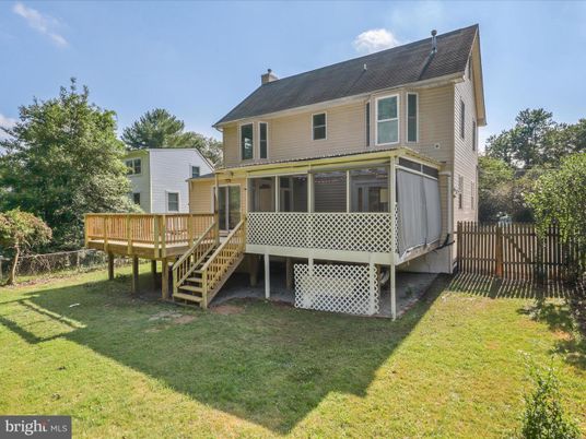 Backyard, Exterior, Hot Tub