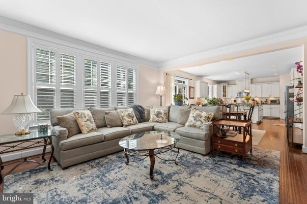 Dining room, Interior, Kitchen, Living room, Pendant Lights, Recessed Lighting, Wood Texture Flooring