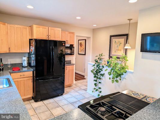 Interior, Kitchen, Pendant Lights, Recessed Lighting