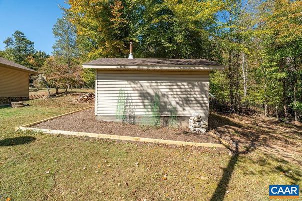 Backyard, Detached Garage, Exterior