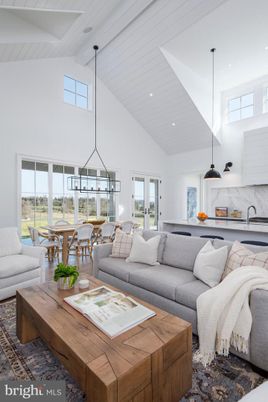Dining room, Interior, Living room, Pendant Lights, Recessed Lighting