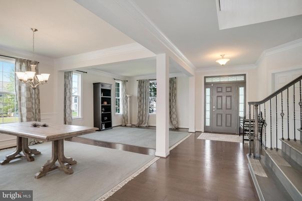 Chandelier, Interior, Wood Texture Flooring