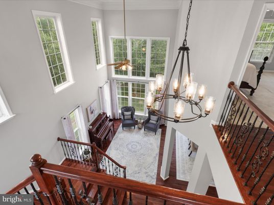 Dining room, Interior, Living room, Pendant Lights