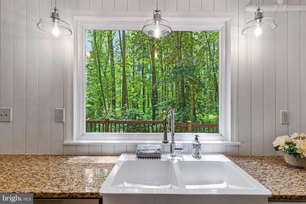 Bathroom, Interior, Pendant Lights