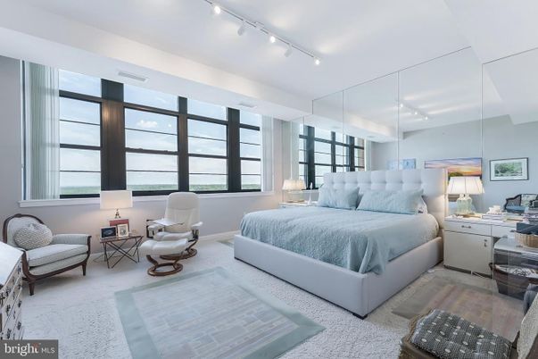 Bedroom, Interior, Water