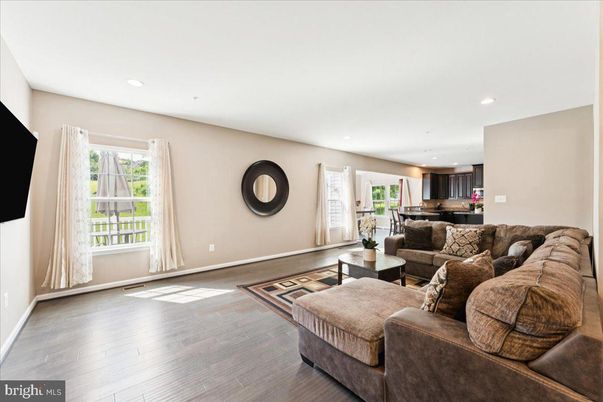 Interior, Kitchen, Living room, Recessed Lighting, Wood Texture Flooring