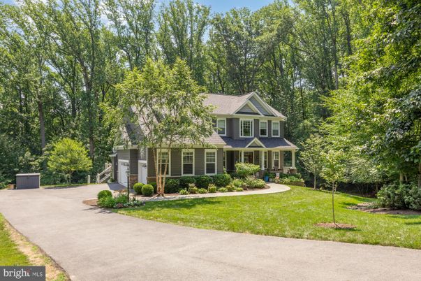 Backyard, Exterior, Facade, Queen Anne Victorian