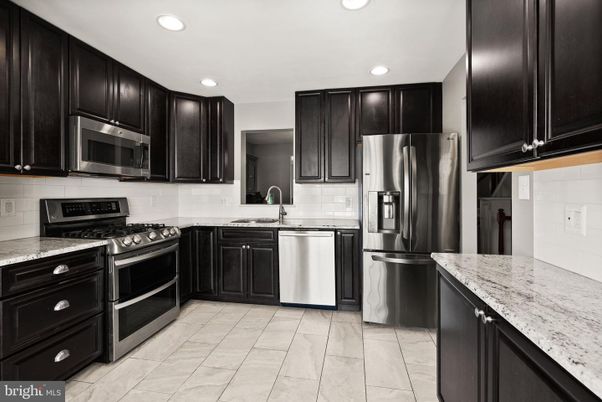 Interior, Kitchen, Marble, Recessed Lighting, Stainless Steel Appliances