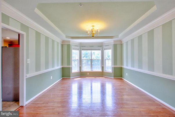 Chandelier, Empty room, Interior, Recessed Lighting, Wood Texture Flooring