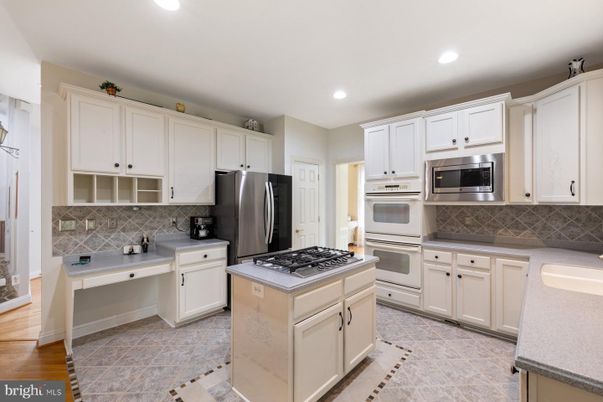 Interior, Kitchen, Recessed Lighting