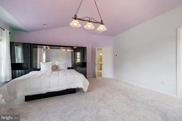 Bedroom, Interior, Pendant Lights