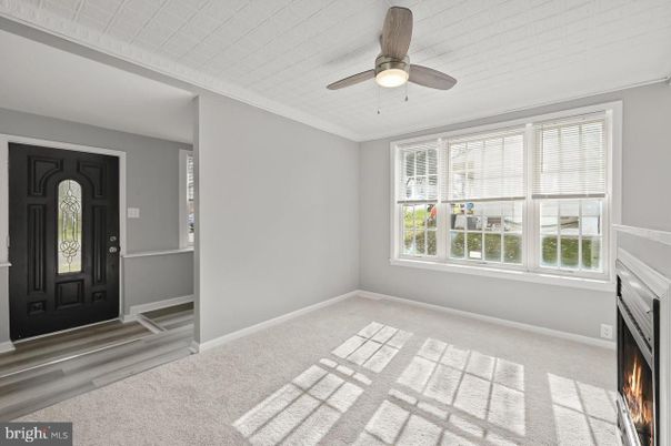Empty room, Fireplace, Interior